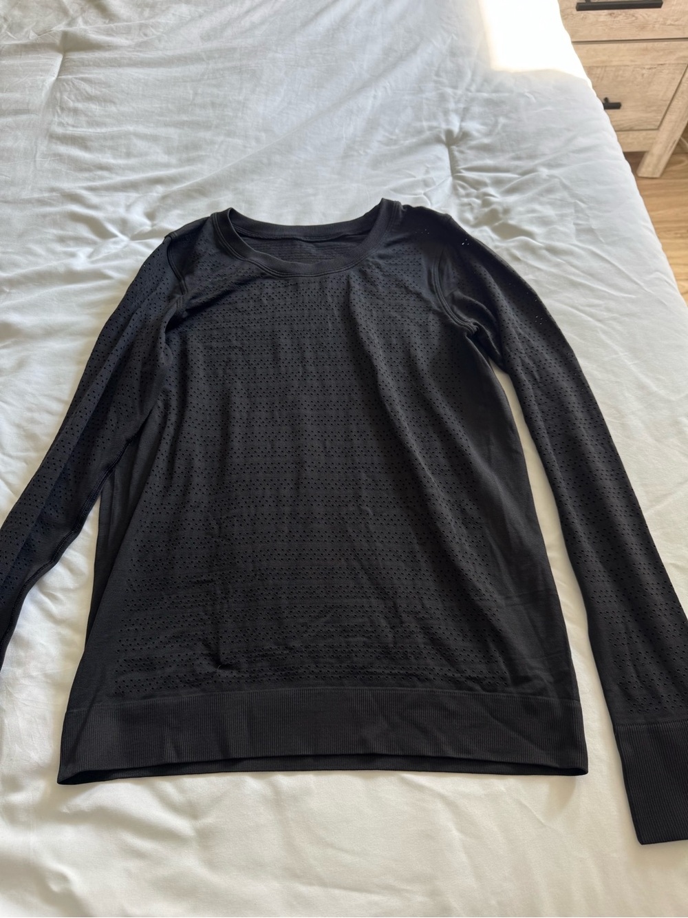 Lululemon Breeze By Long Sleeve - Black